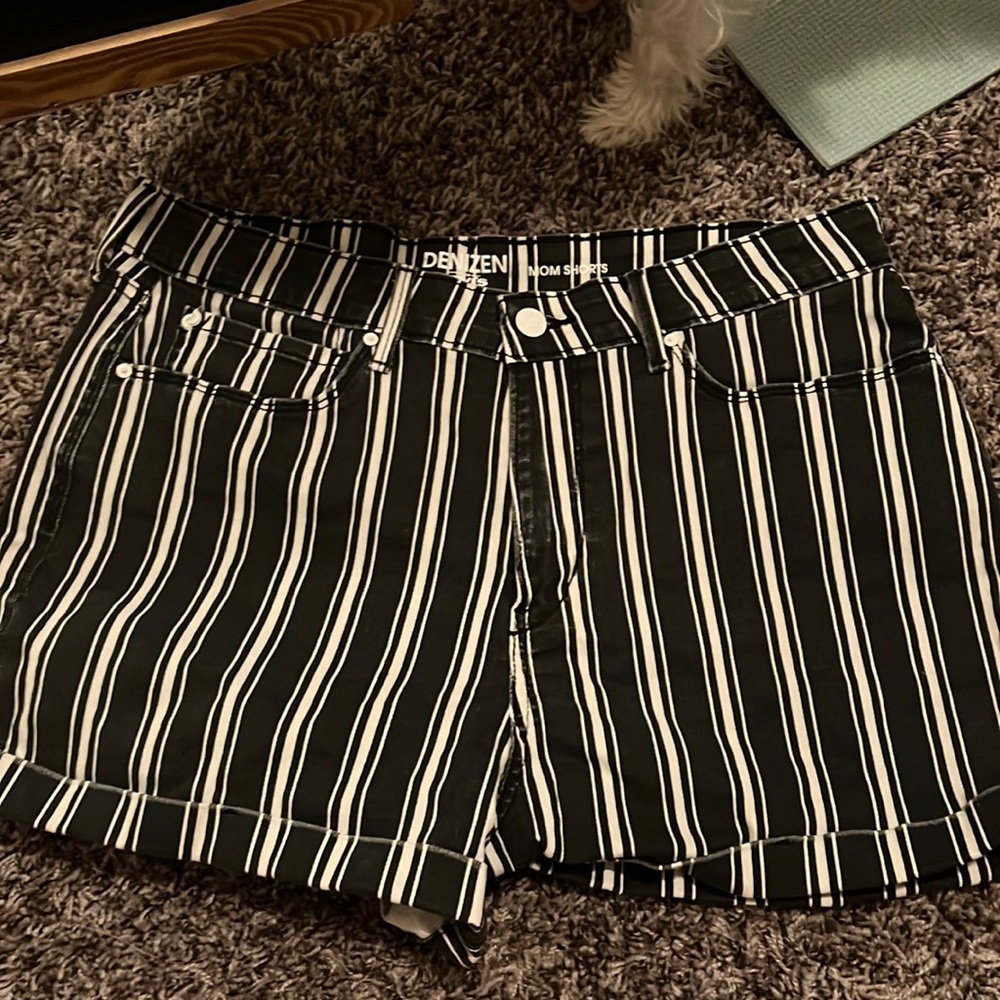Striped black and white mom shorts